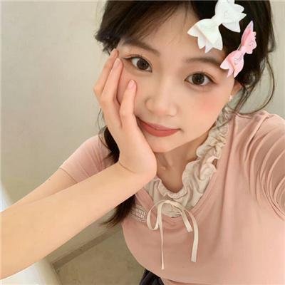 粉红蝴蝶